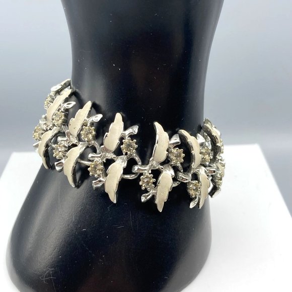 Vintage Park Lane White Enamel and Crystal Bracelet, MCM Abstract Floral - Picture 3 of 5